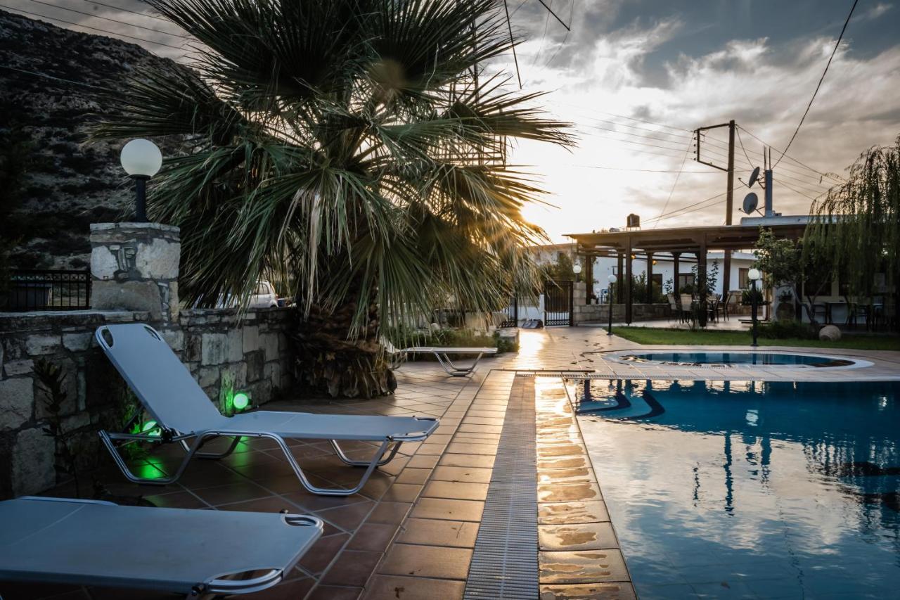 Dimitris Villa Hotel Matala Extérieur photo